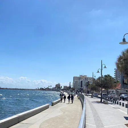Sea View 2br Mackenzie Larnaca
